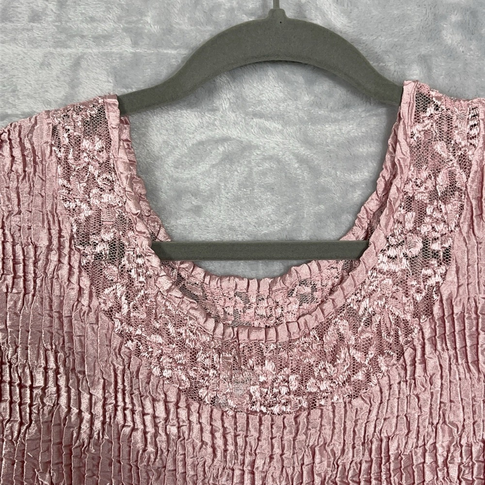 Cocquette Cami Tank Top Womens L Pink Stretchy Crinkle Satin Lace Feminine - Picture 2 of 9